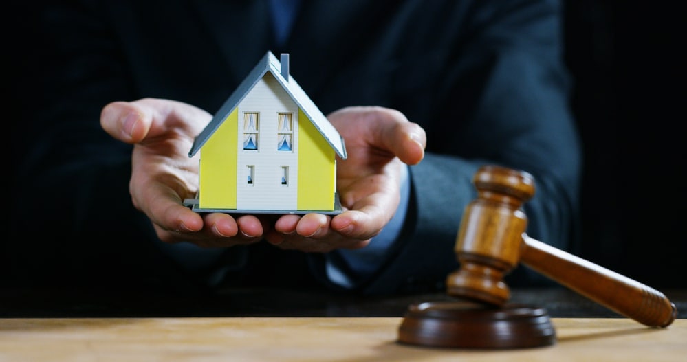 Are Real Estate Attorneys Important in a Residential Transaction?