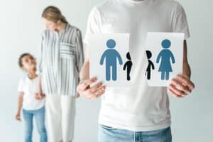How is Custody Decided Before a NJ Divorce is Finalized? 